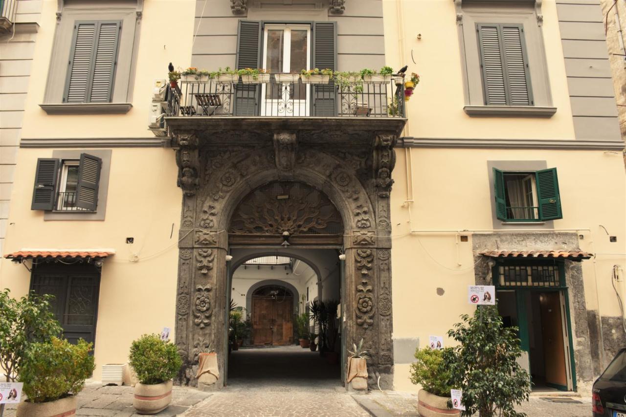 La Cartolina Di Napoli Parking Free Small Car Екстериор снимка