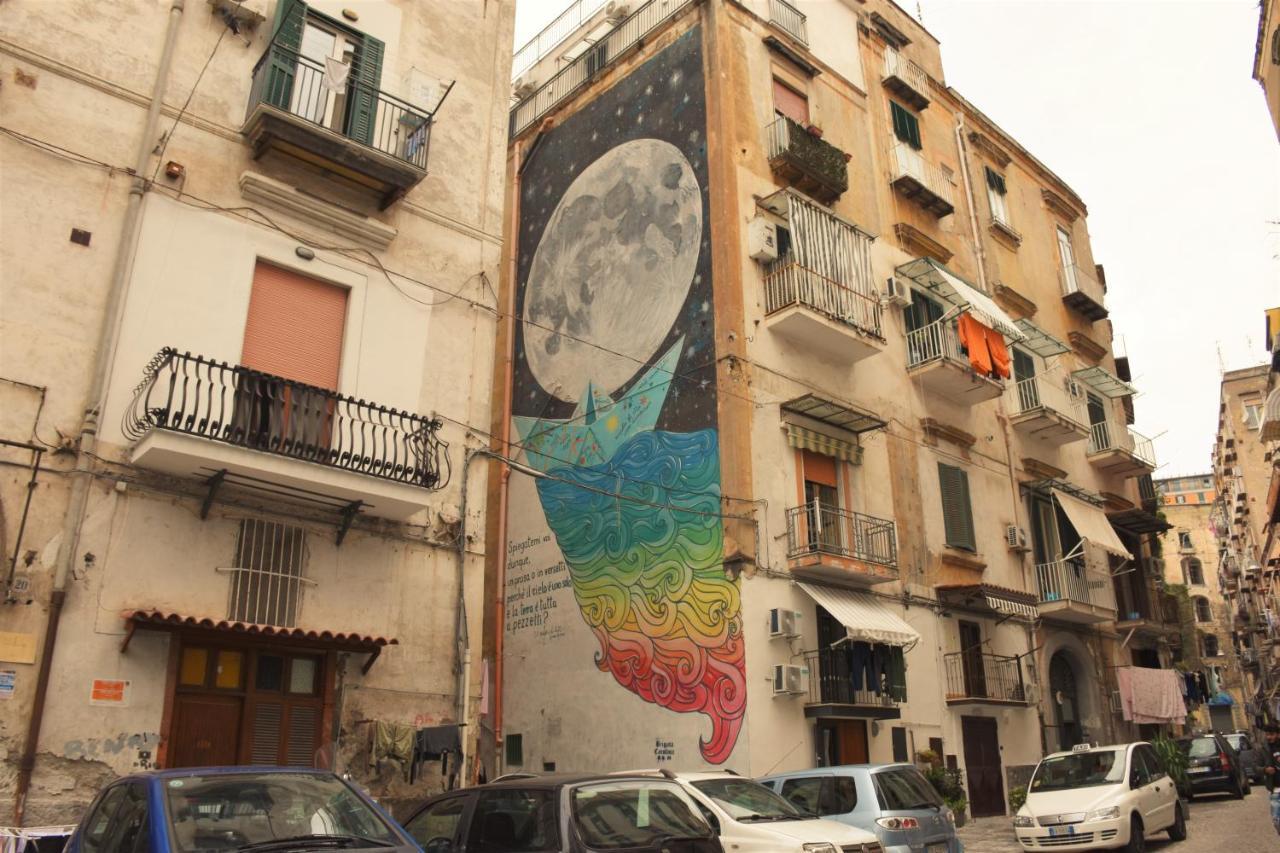 La Cartolina Di Napoli Parking Free Small Car Екстериор снимка