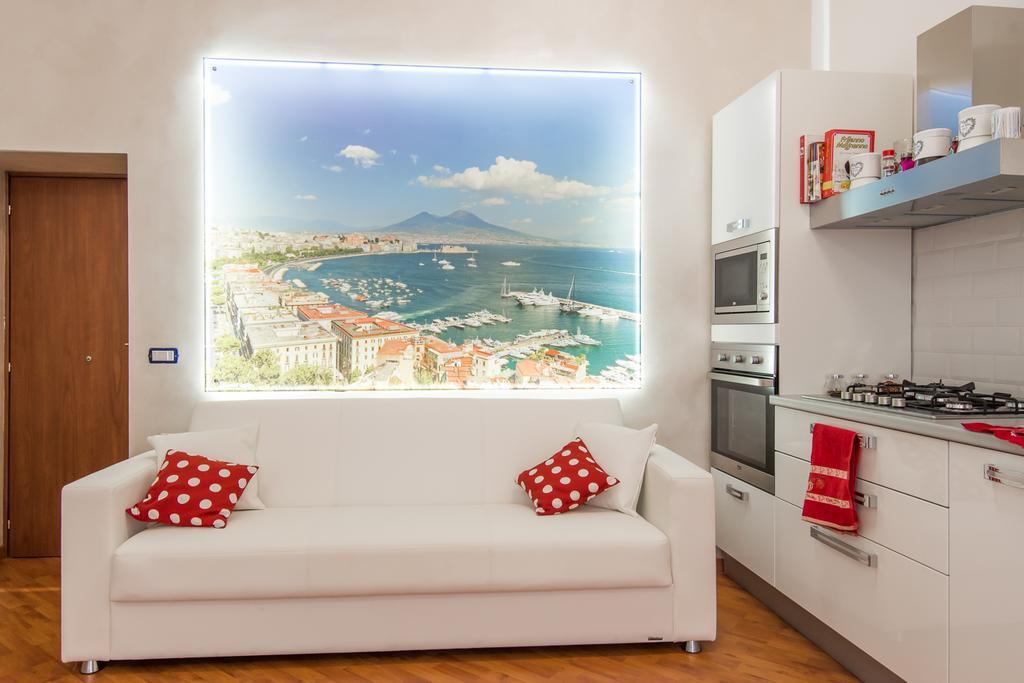 La Cartolina Di Napoli Parking Free Small Car Екстериор снимка