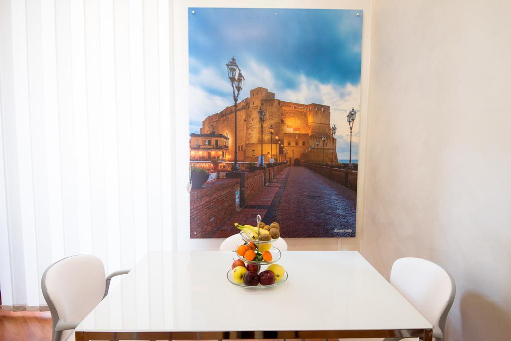 La Cartolina Di Napoli Parking Free Small Car Екстериор снимка